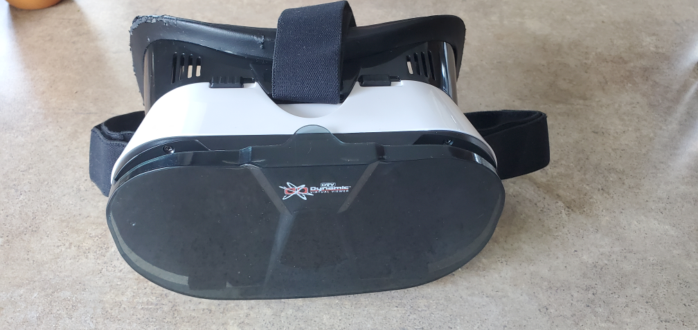 Virtual reality headset