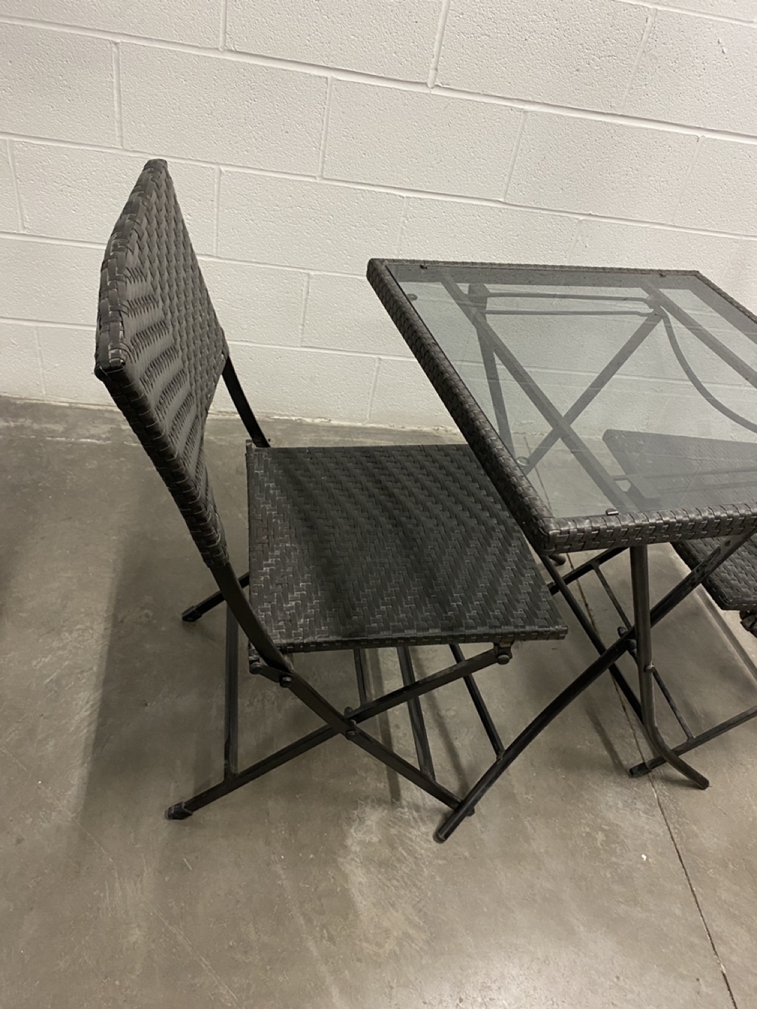 Outdoor table and chair set - photo 3