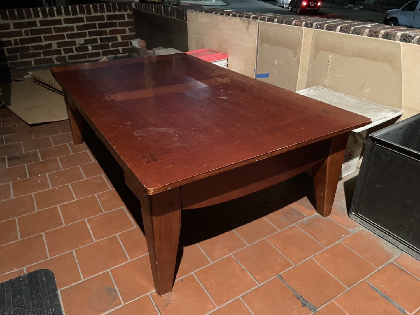 Solid wood coffee table. - photo 2
