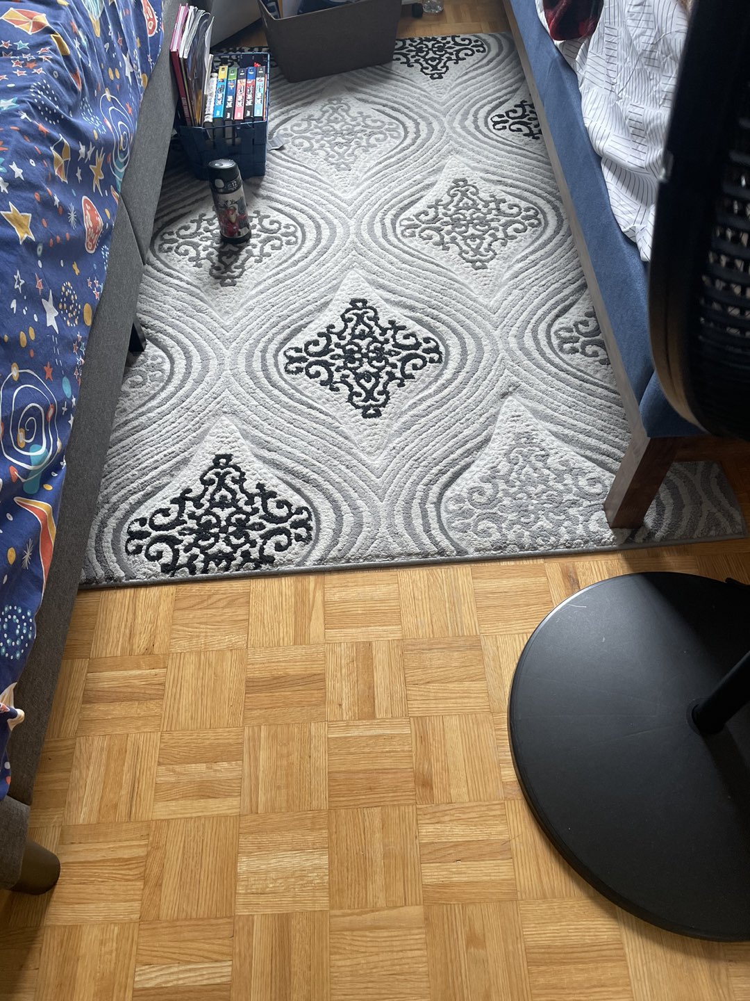 Carpet black n white with shade of grey colour - photo 2