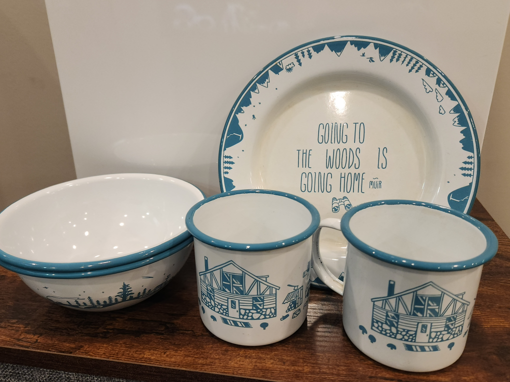 2 piece boho style dish set thumbnail