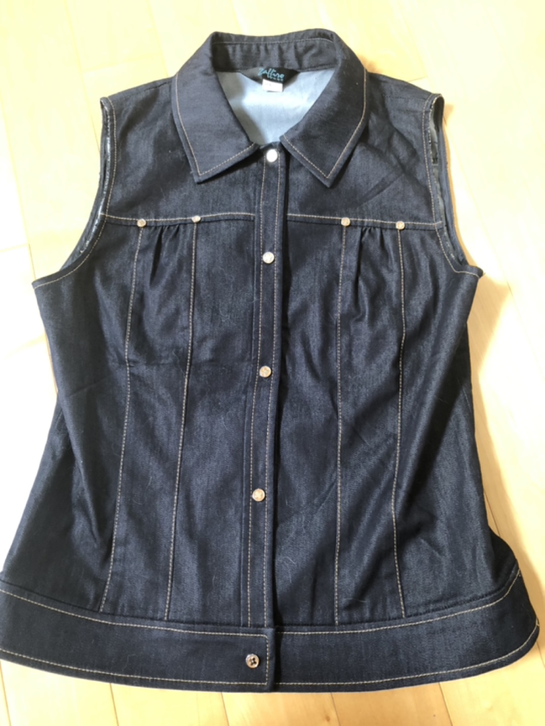 Jean sleeveless top and skirt