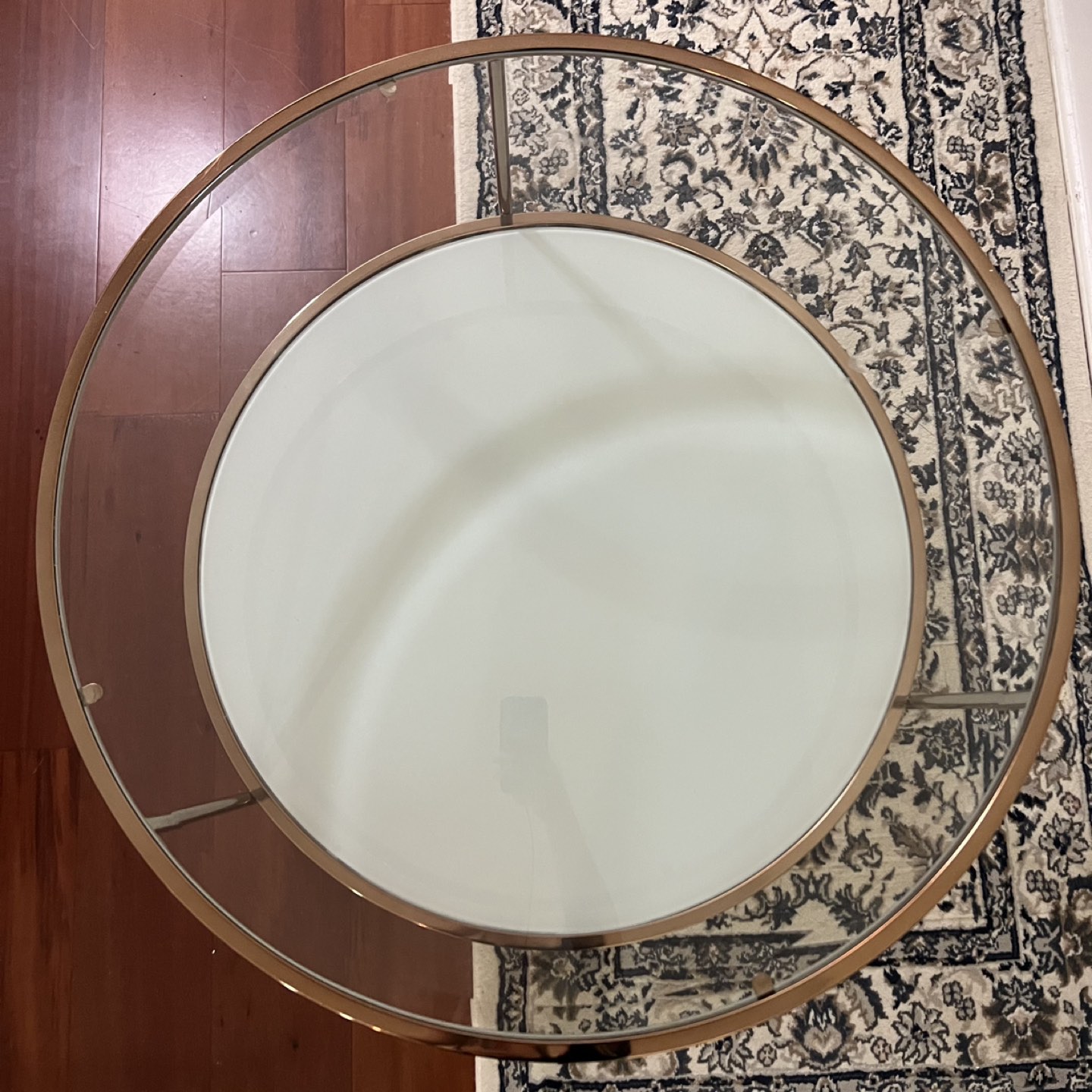 Round Coffee Table - photo 2