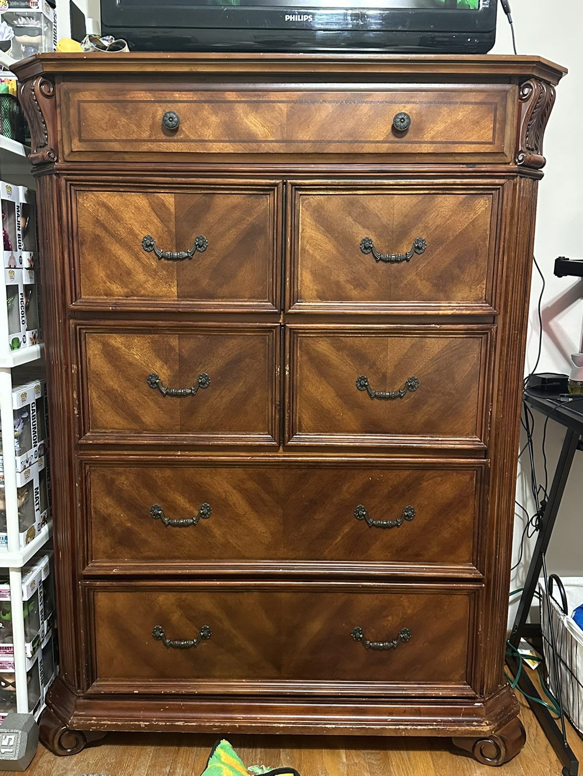 Wooden Dresser thumbnail