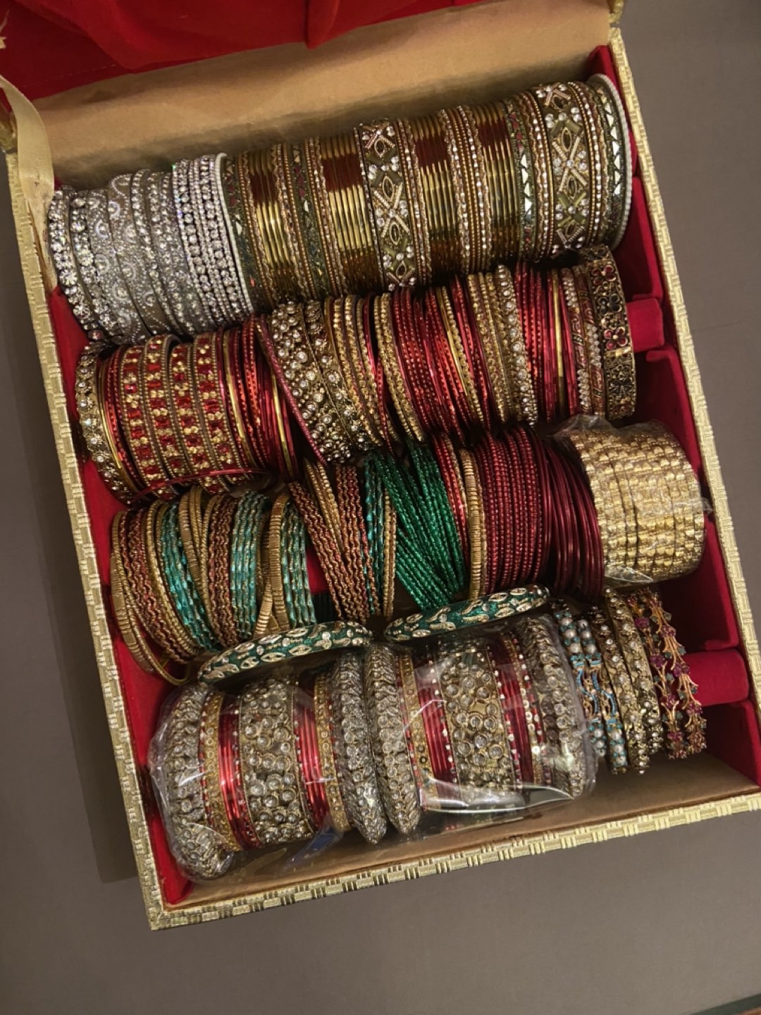 Bangle box with bangles
