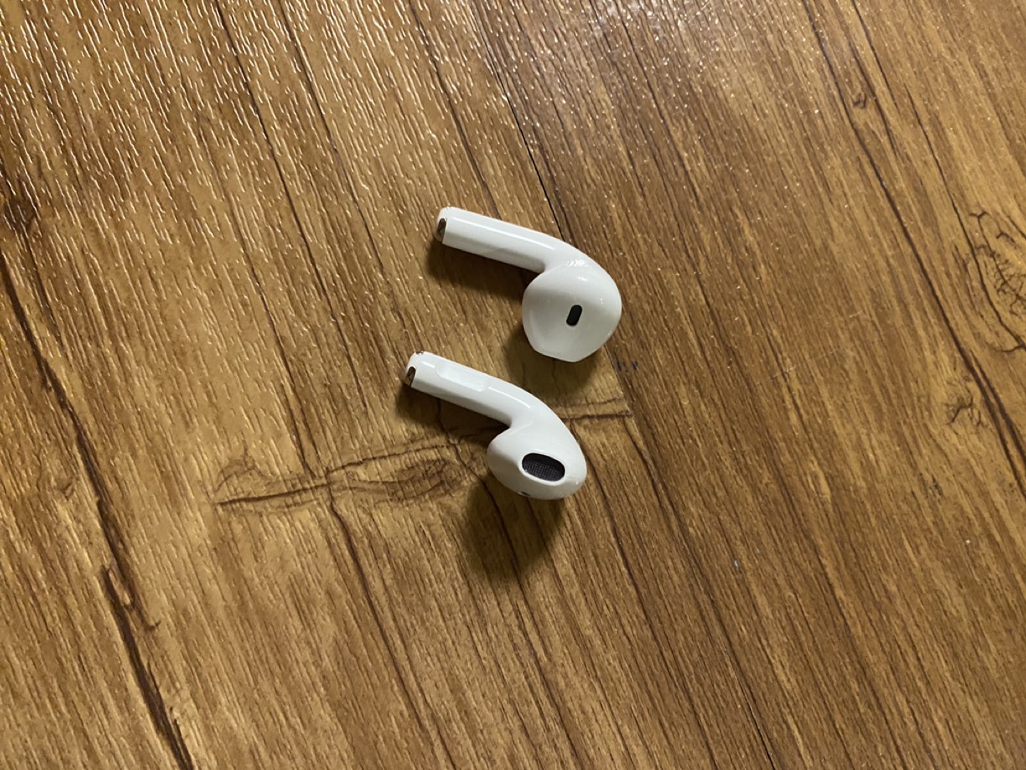 bluetooth earphones - photo 2