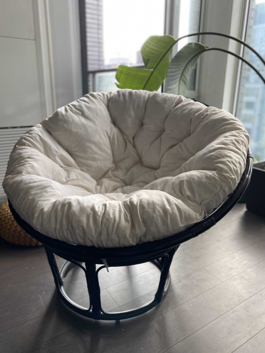 Basket style seat with cushion - photo 5