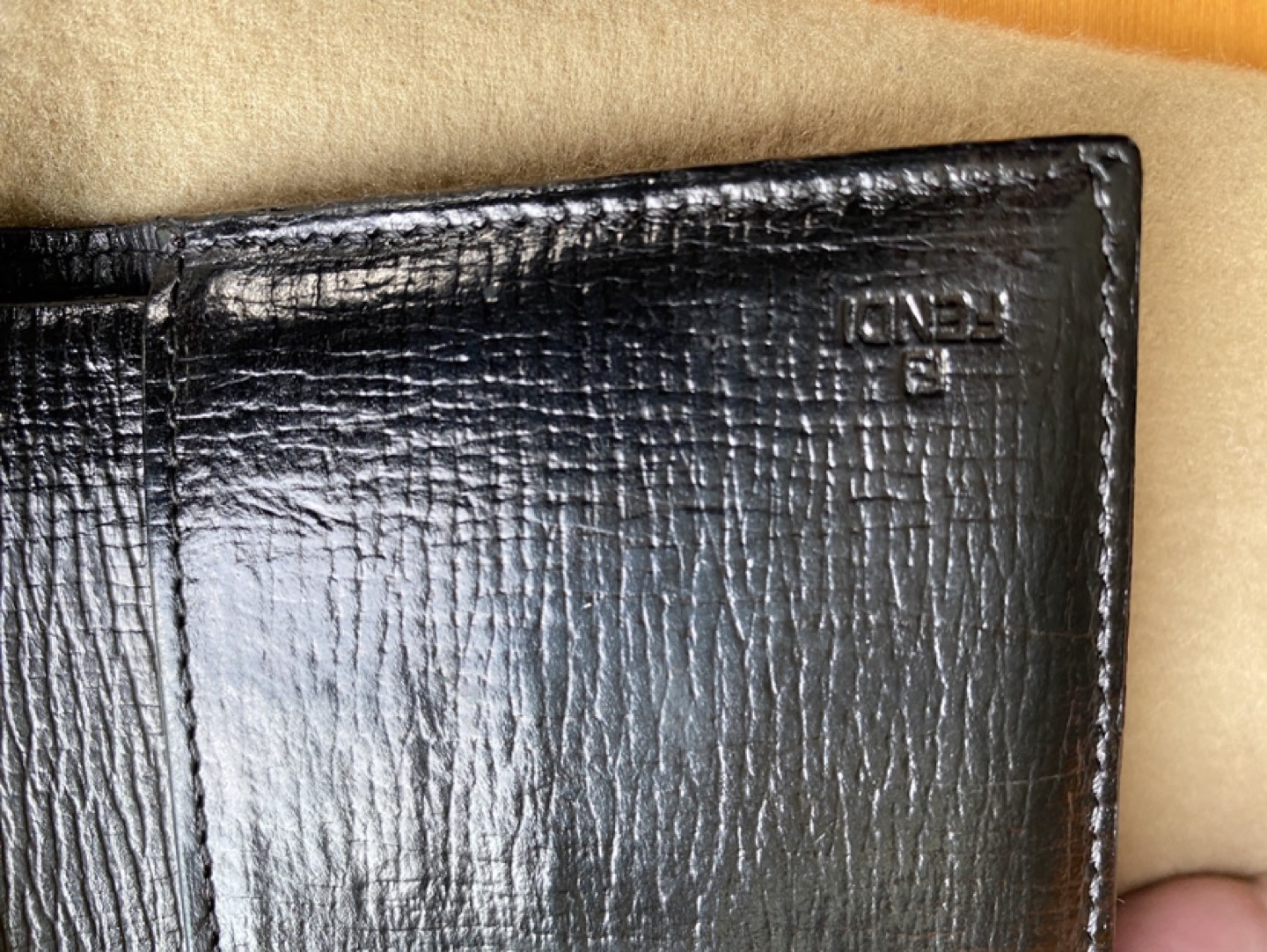 Fendi Bucca Wallet image indicator(6)