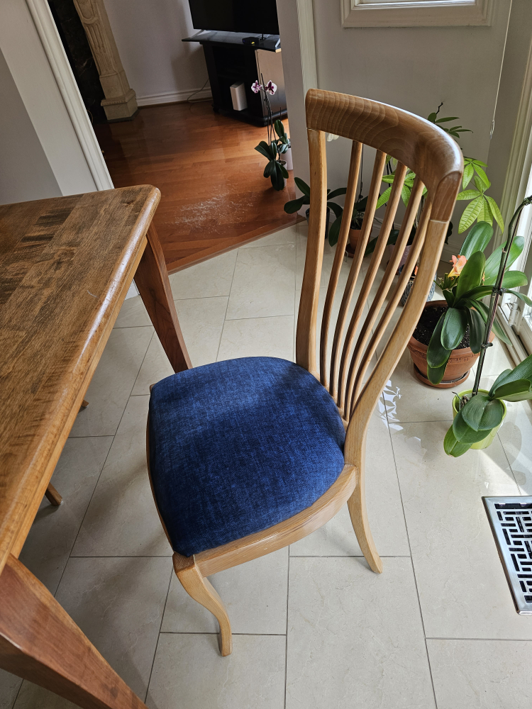 dinning table with 6 chairs - photo 4