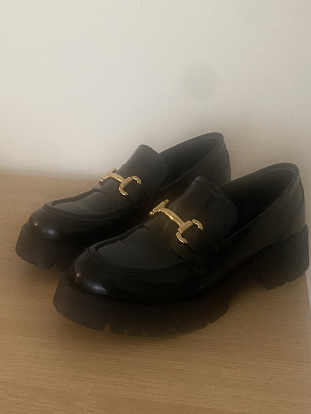 Steve Madden black loafers 7.5