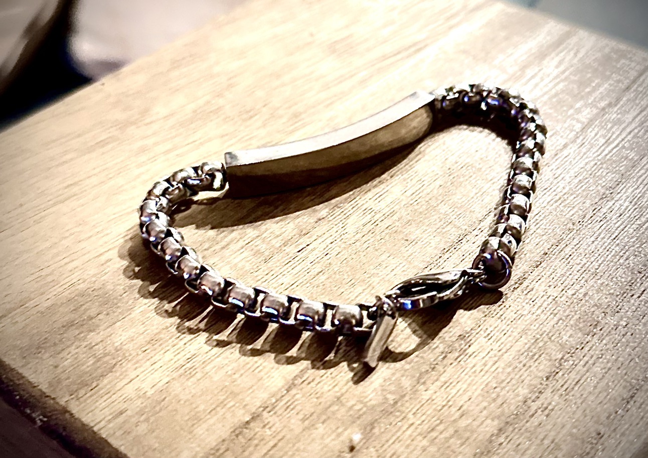 Stainless steel bracelet image indicator(2)