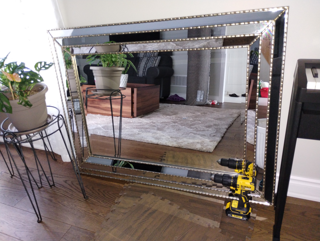Silver framed mirror -stunning!! 36x47 inches - photo 2