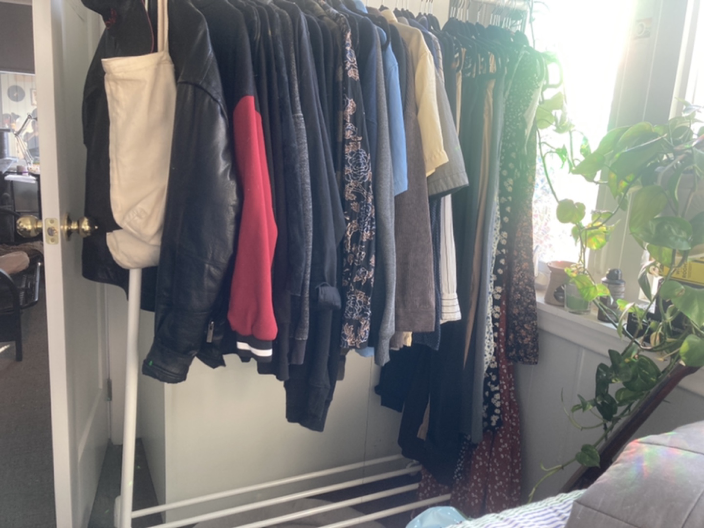 Clothing rack image indicator(2)