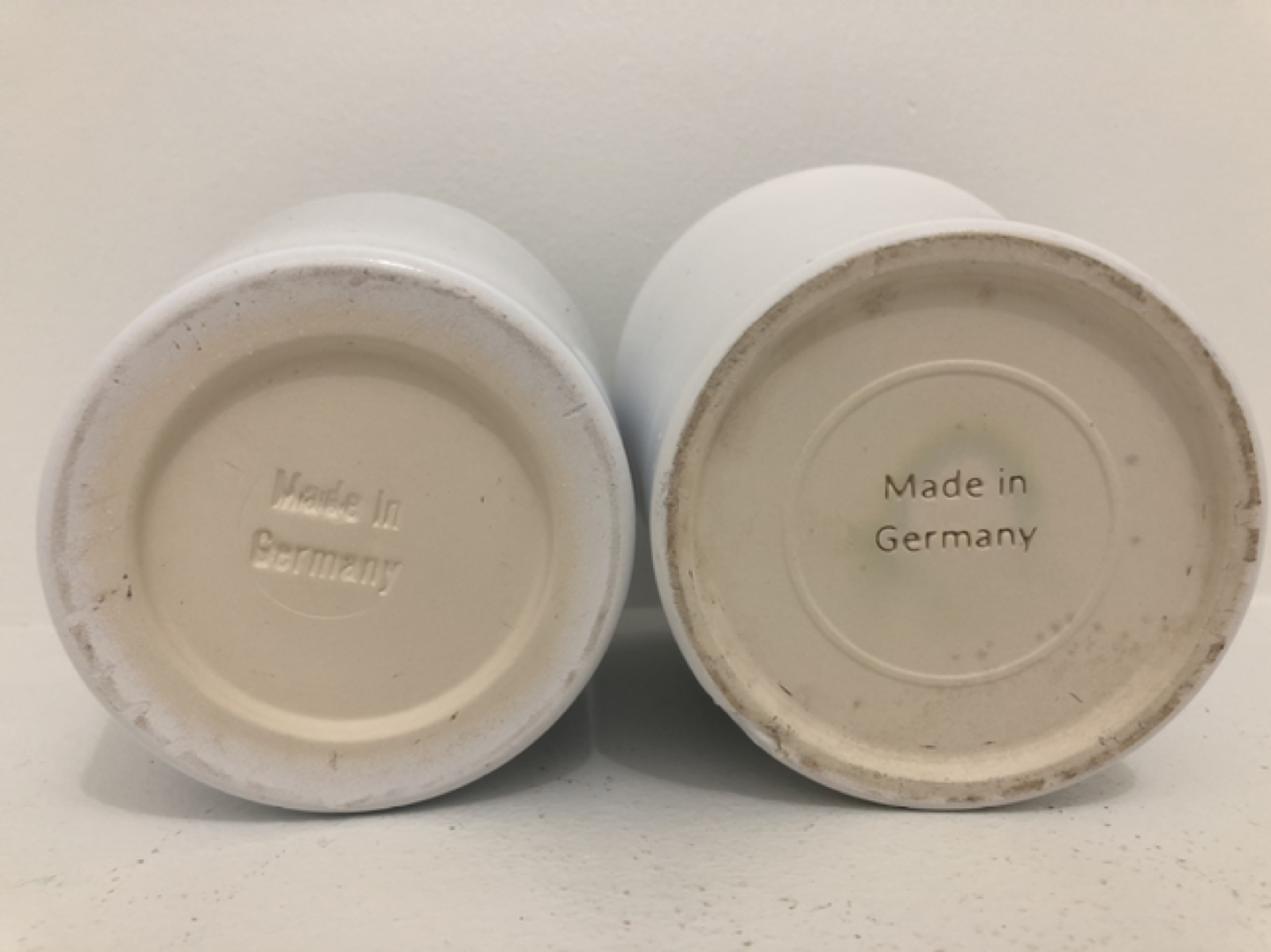 4 various white pots made in Canada and Germany@downtown image indicator(3)