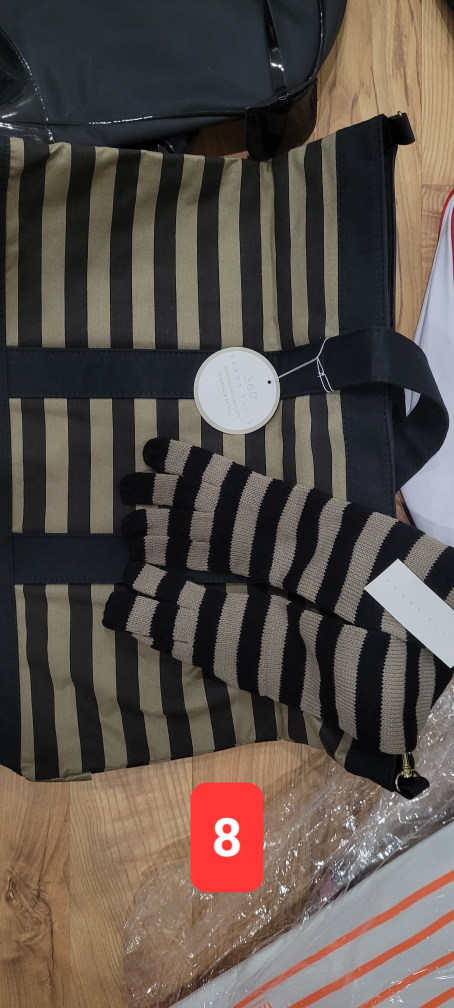 Brand new assorted bags, backpacks, handbags, and purses - photo 3