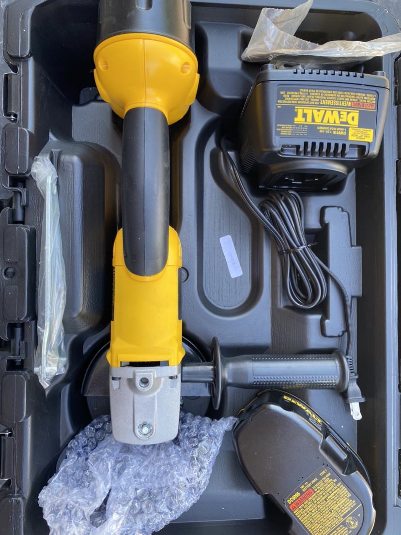 4-1/2 Dewalt 18v cut off tool