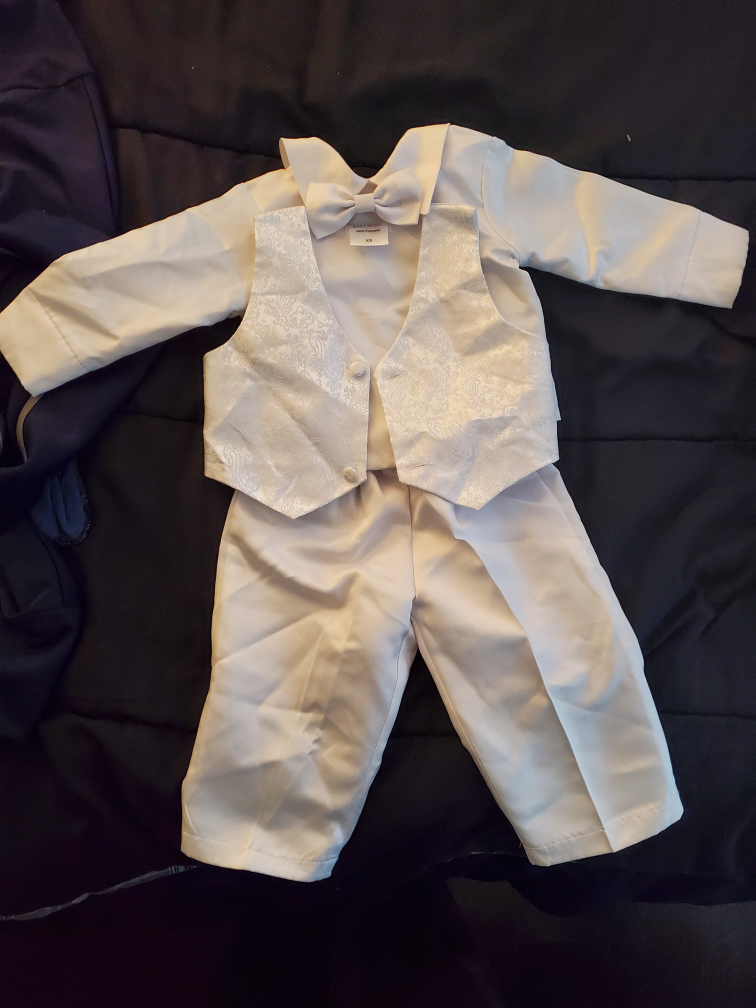 XS baby baptism outfit image indicator(2)