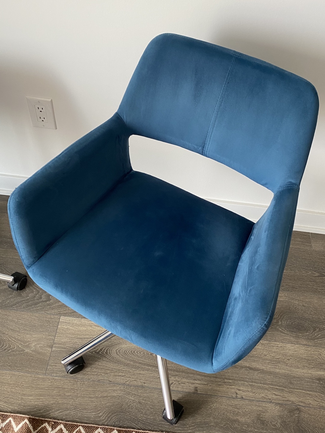 Two Stylish Blue Office Chairs image indicator(3)