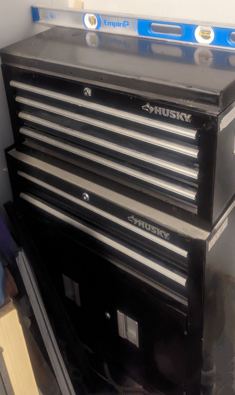 Husky 2 piece Tool Chest w/castors  thumbnail