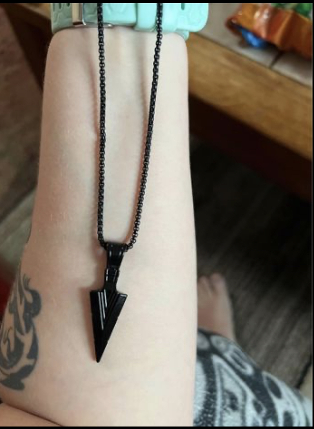 Arrow head necklace