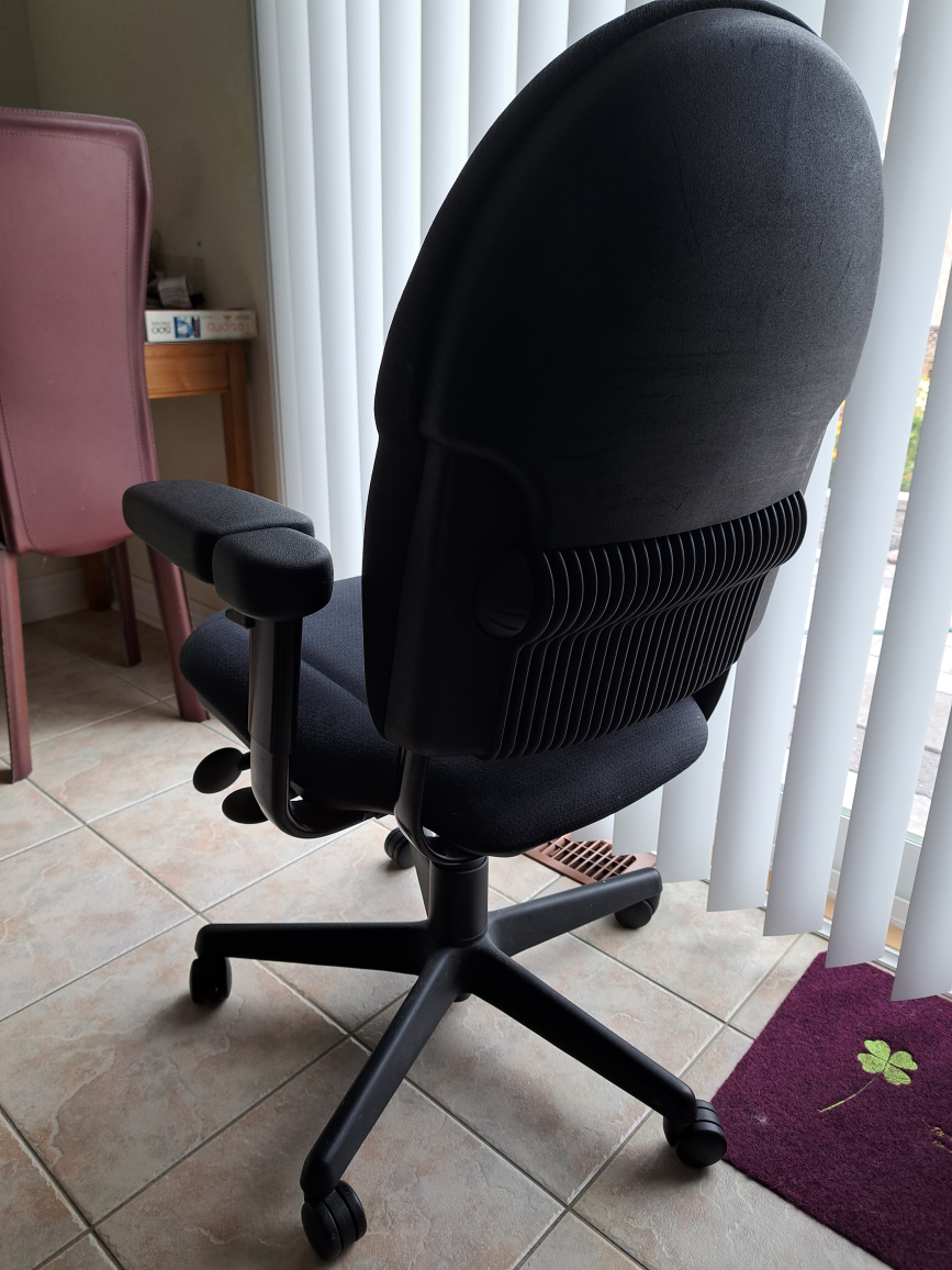 Steelcase Turnstone Task chair - photo 2