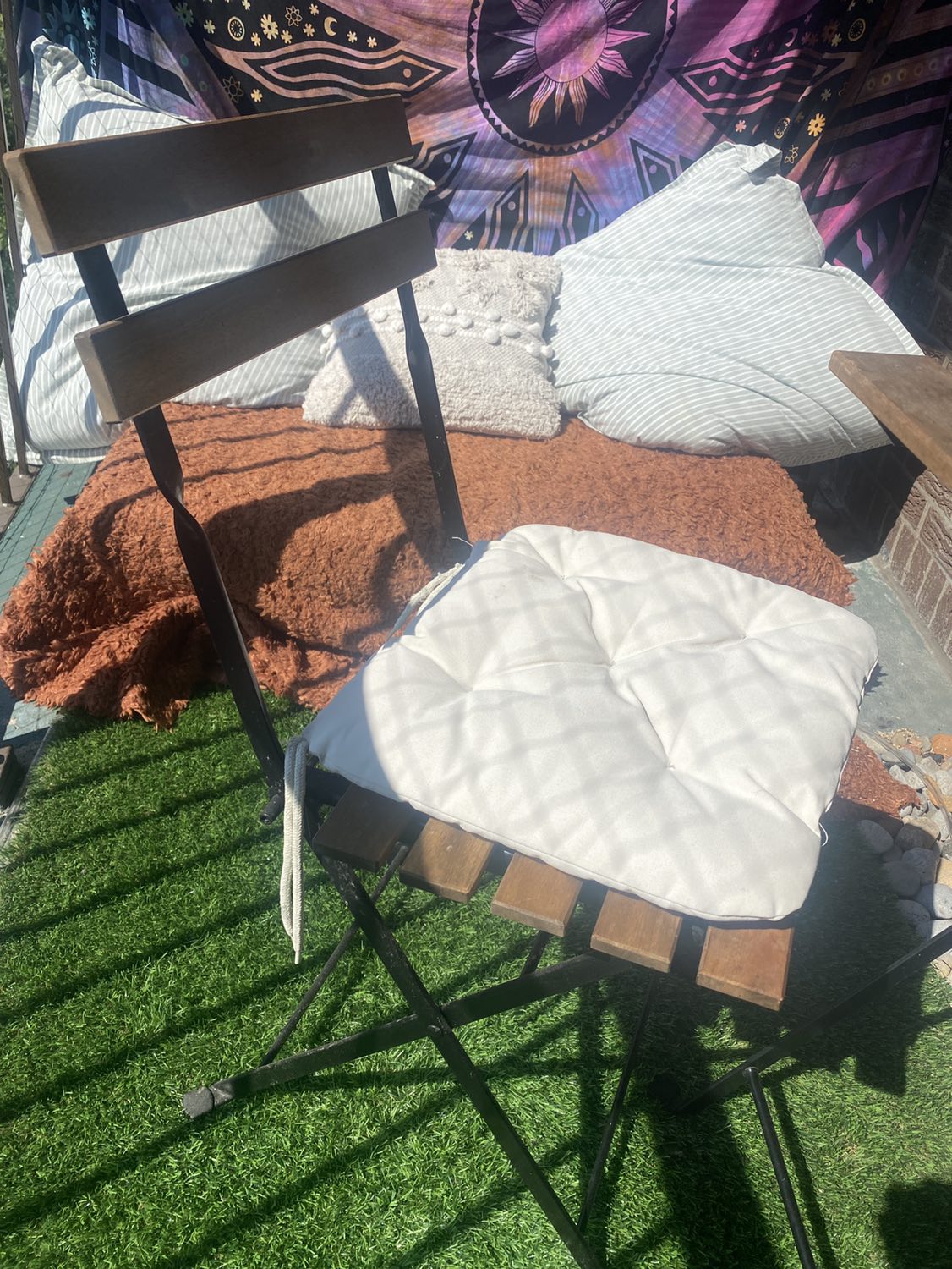 Patio 2 Chairs with table and Cushions - photo 2