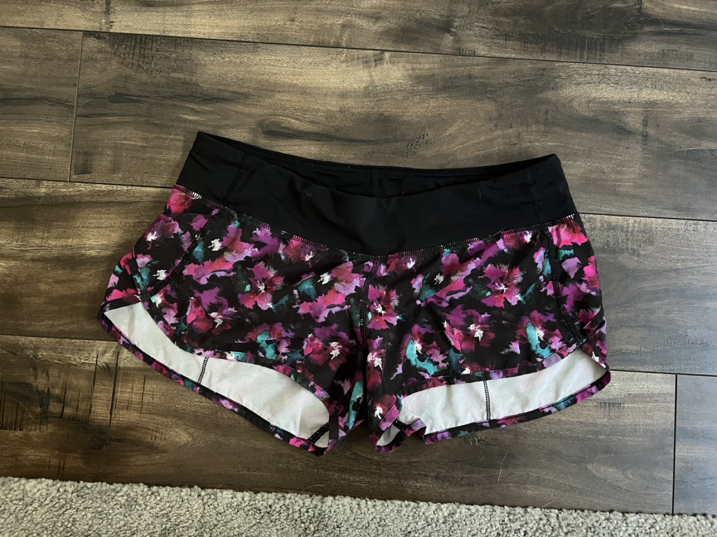 Lululemon Speed Up Shorts