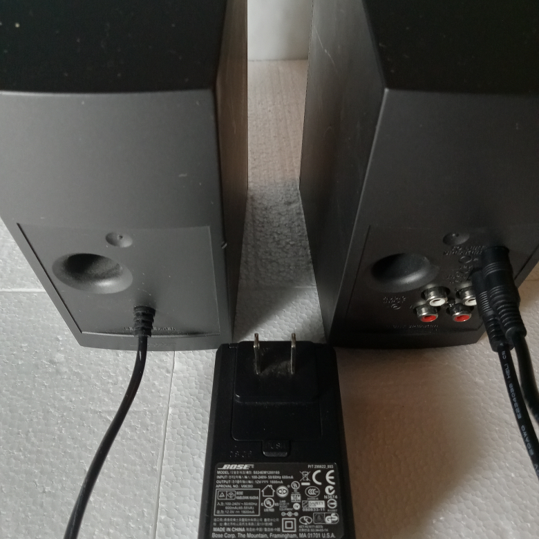 Bose computer speakers - photo 2