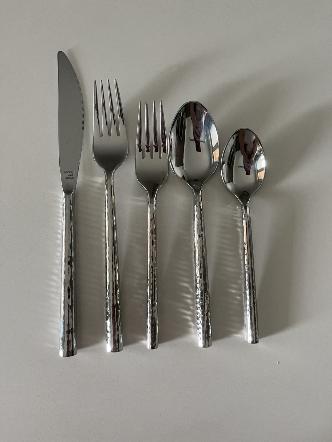 Crate & Barrel Boulder Flatware Set (40 pcs)