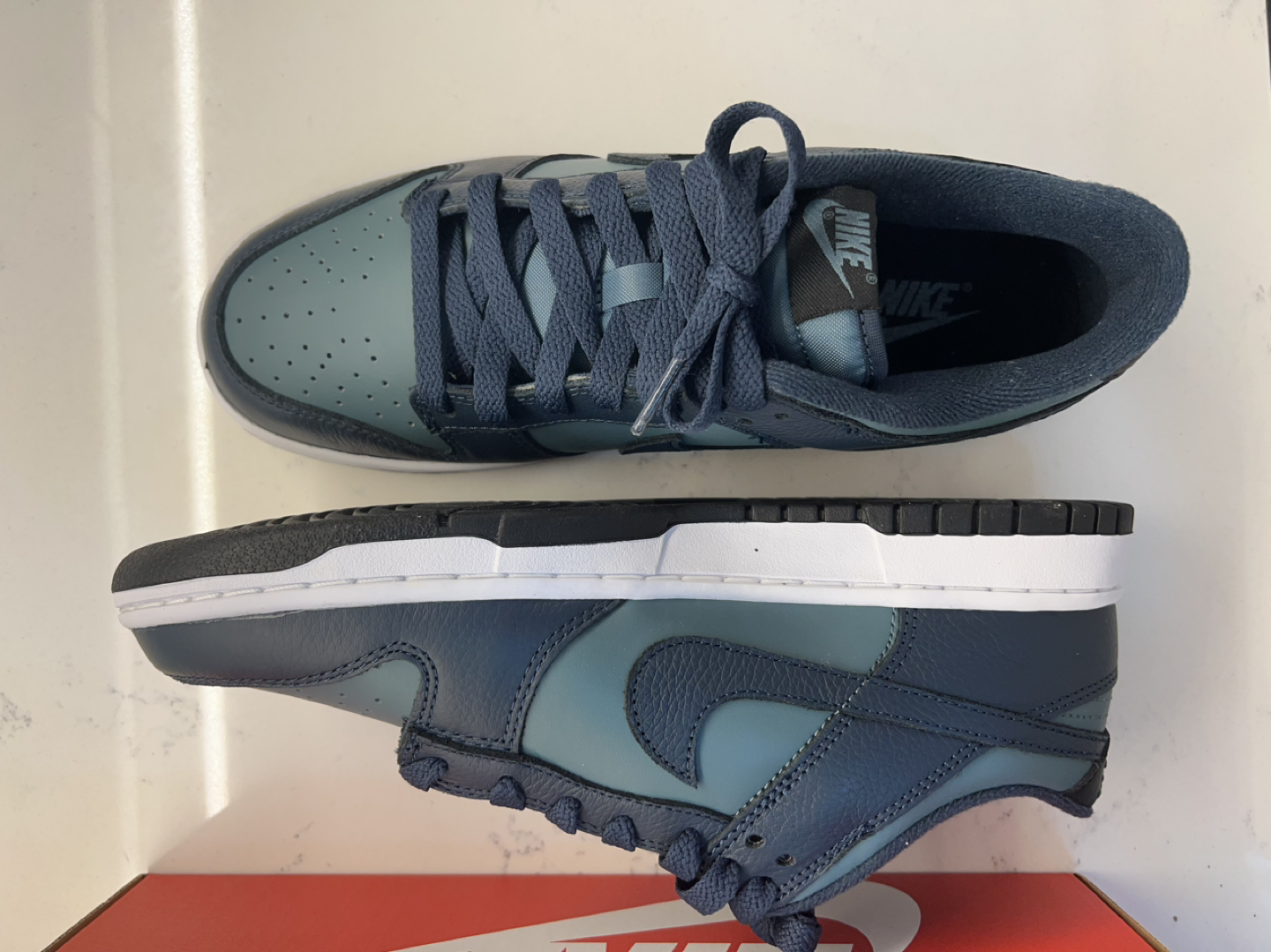 Nike dunklow (size 9 men) image indicator(2)