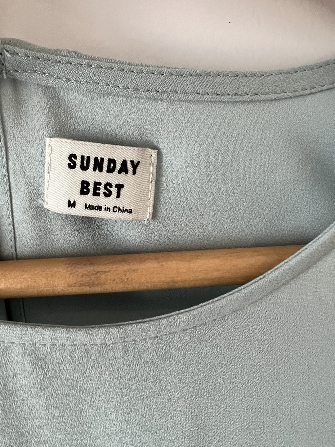 Aritzia Sunday Best blouse image indicator(2)