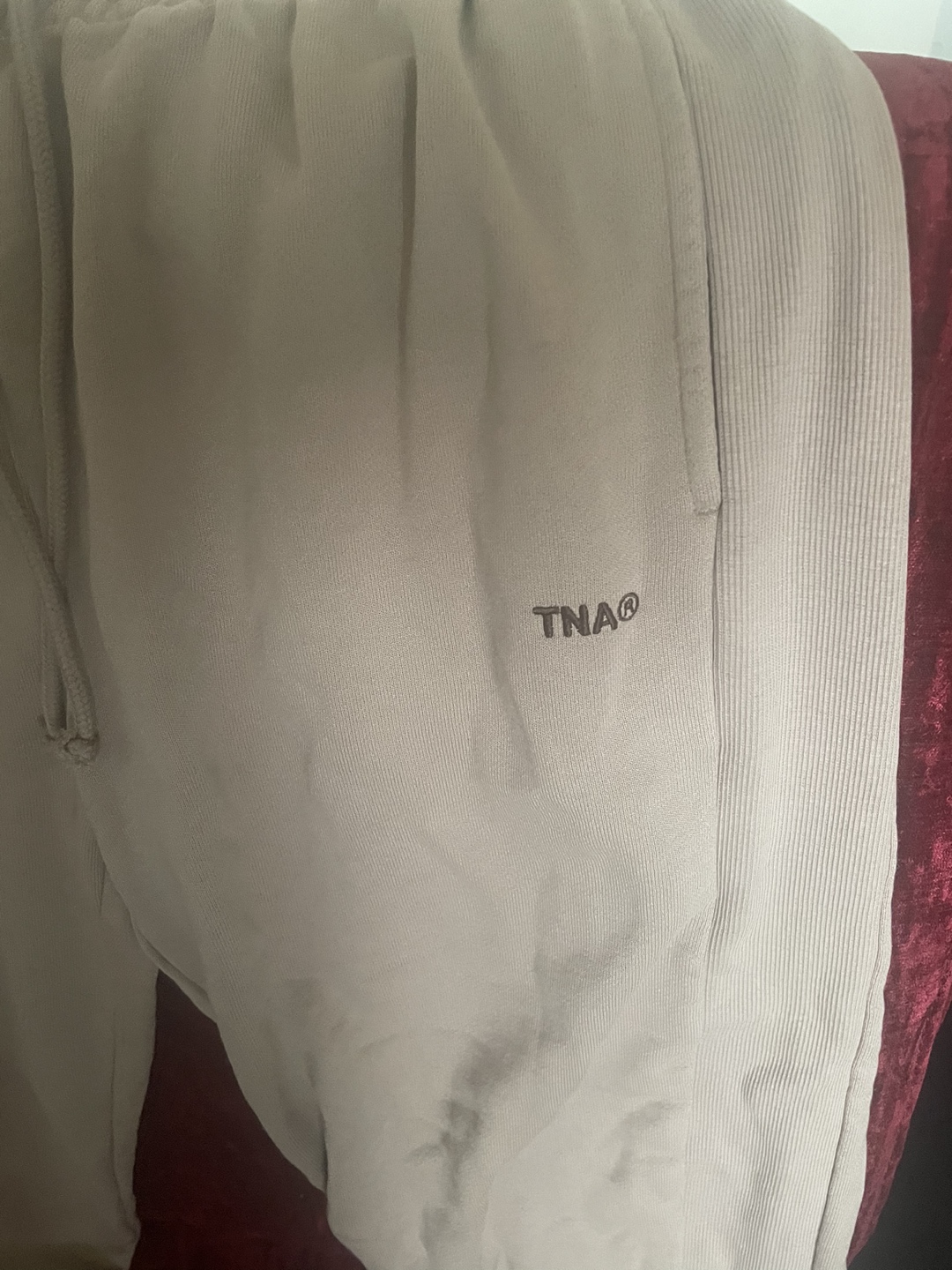 TNA sweatpants image indicator(4)