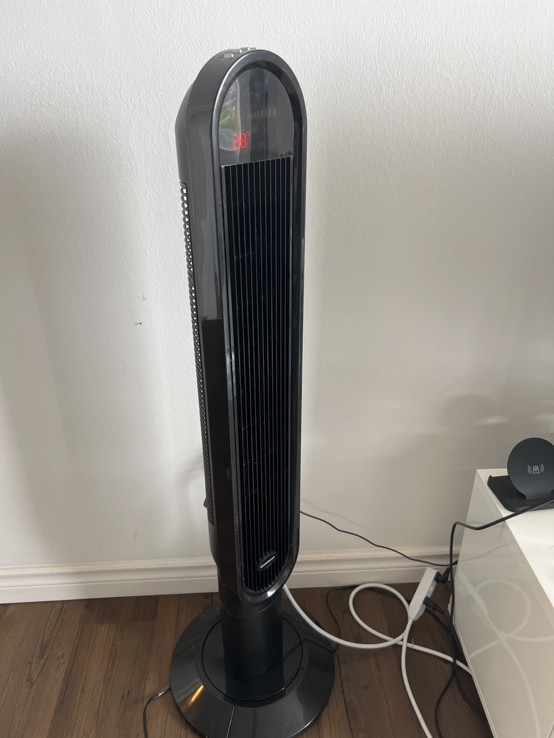 Standup Tower Fan oscillating 3 speed thumbnail