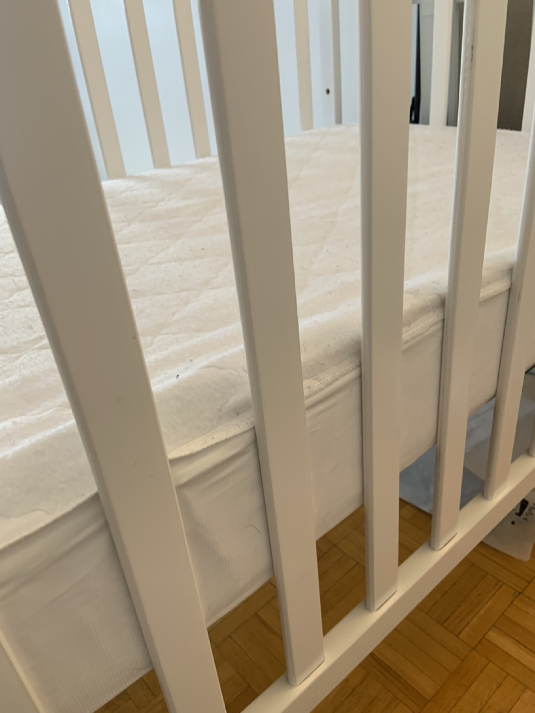 Baby crib + mattress - photo 4