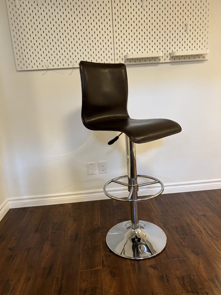 Bar stools (set of 2)