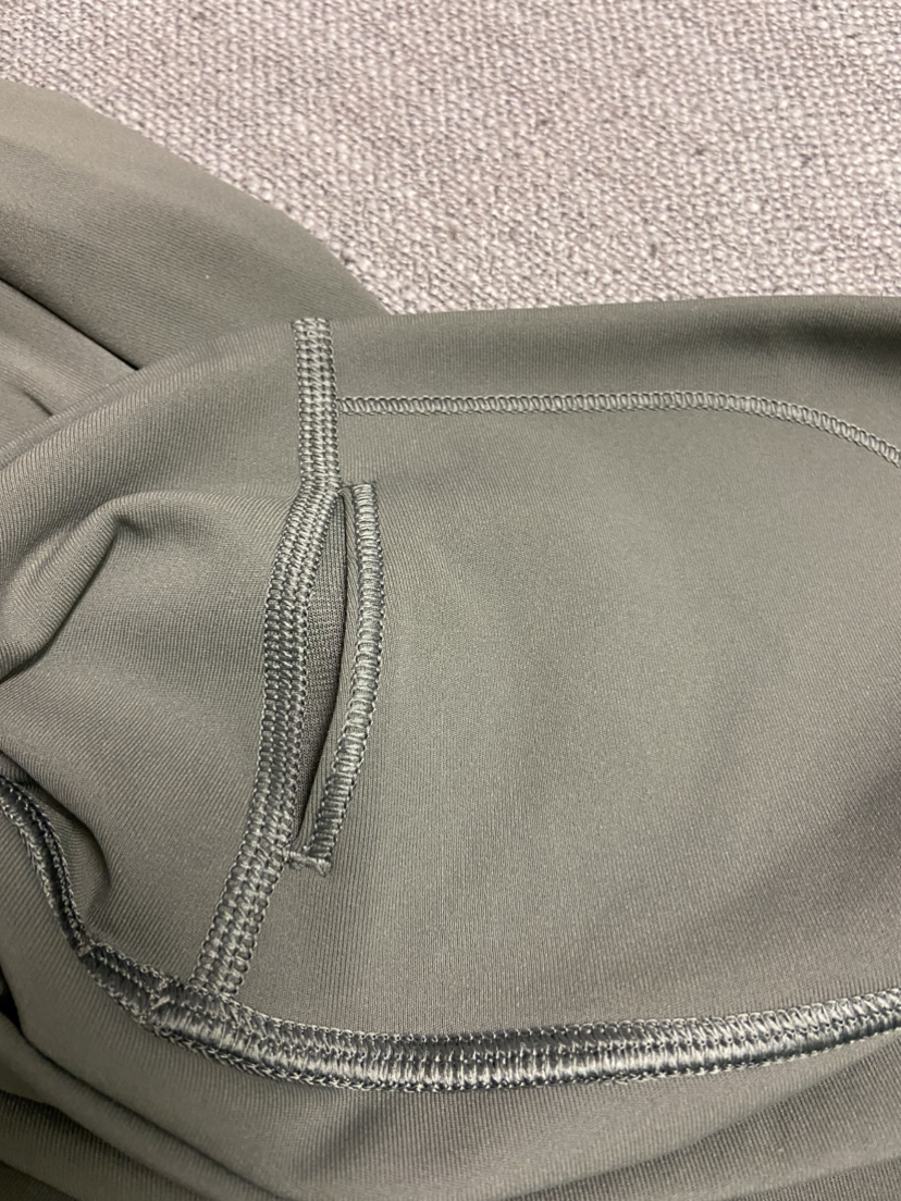 Size 2 Lululemon Wunder Under leggings - photo 4