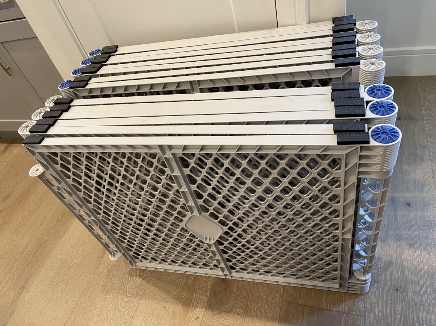 Dog/children fence/gate (8 panels) thumbnail