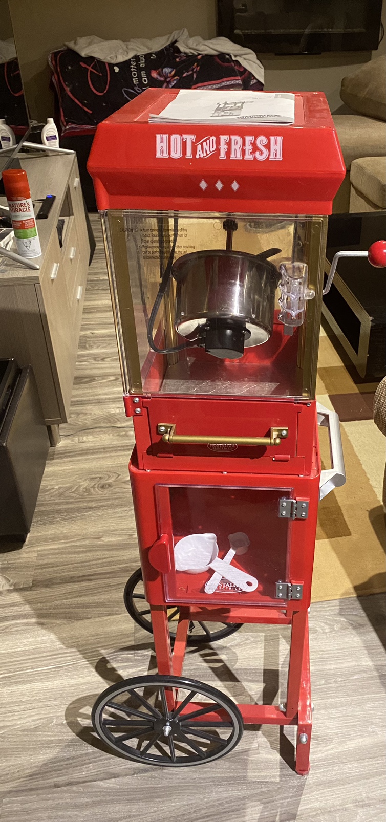 Stand alone,  popcorn maker