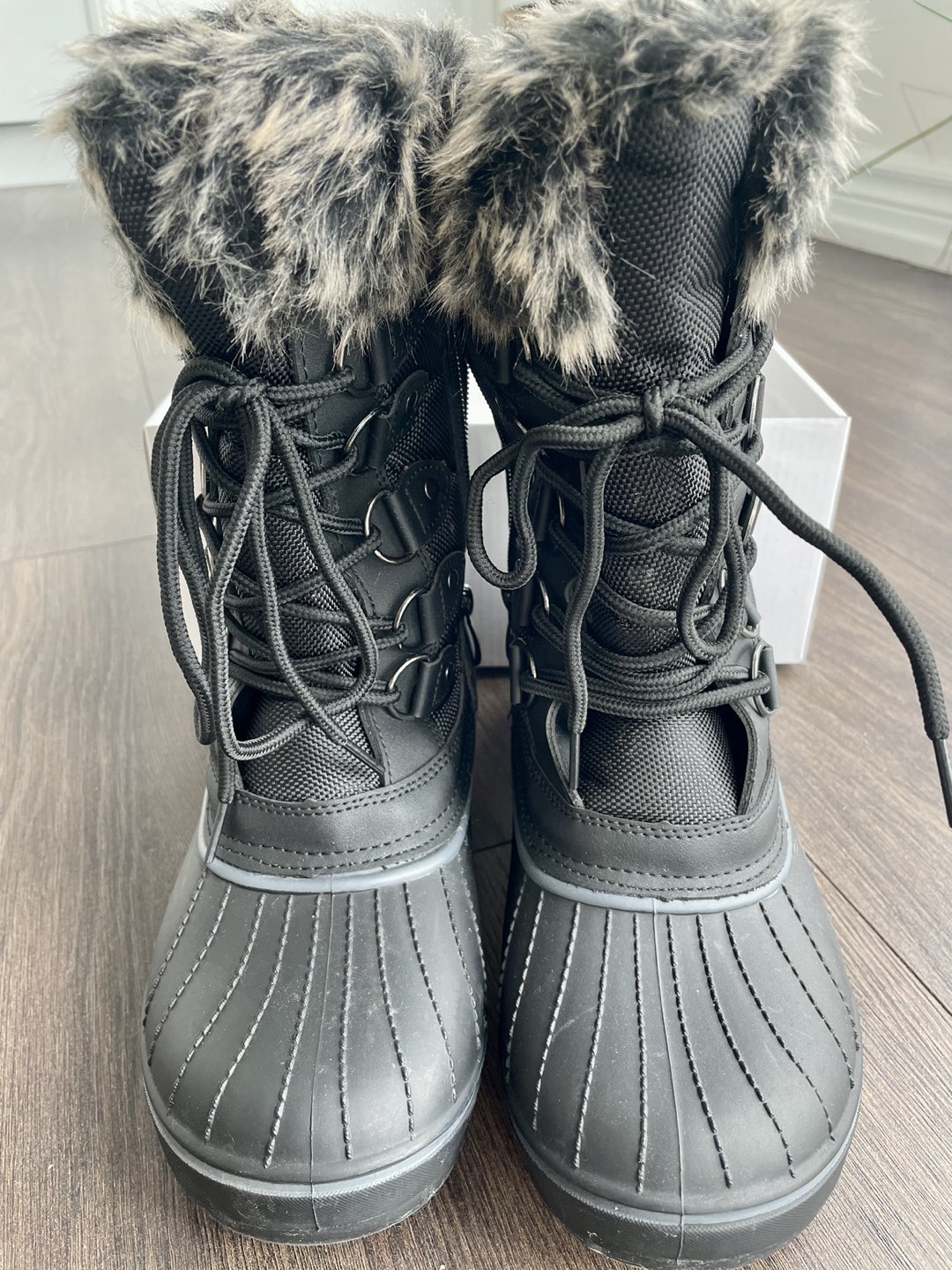 Snow boots faux fur lining US6 UK4 - photo 3