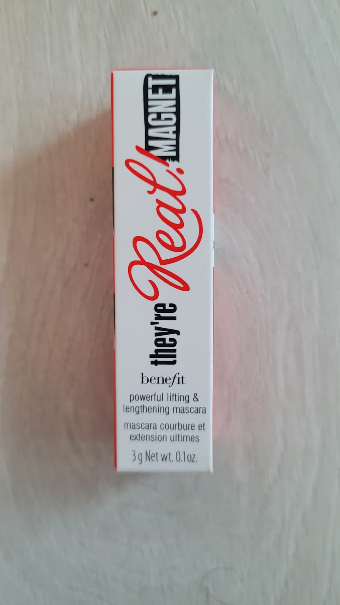 Benefit mascara thumbnail