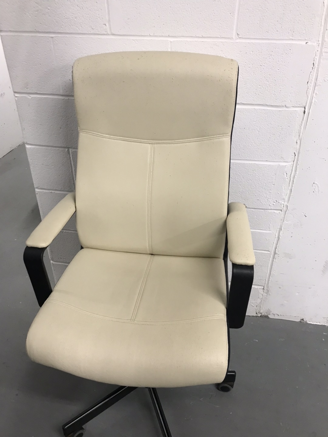 Cream Leather High Quality Office Computer Chair Comfy Supportab - photo 3
