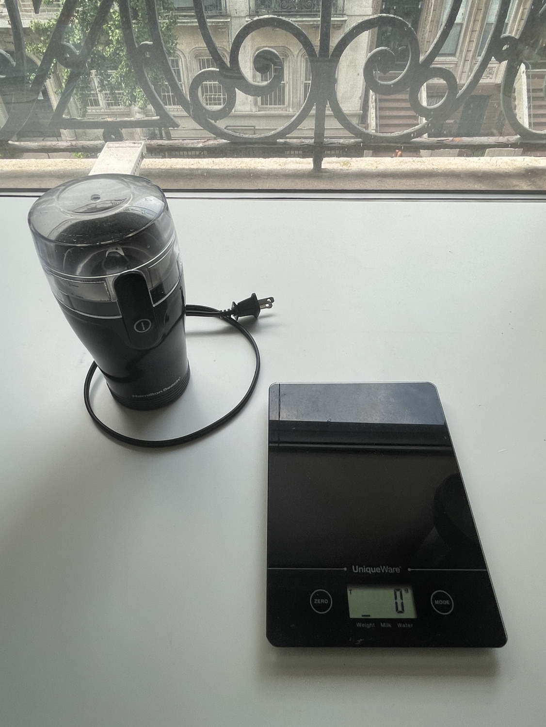 Hamilton Beach Grinder + Unique Ware Kitchen Scale