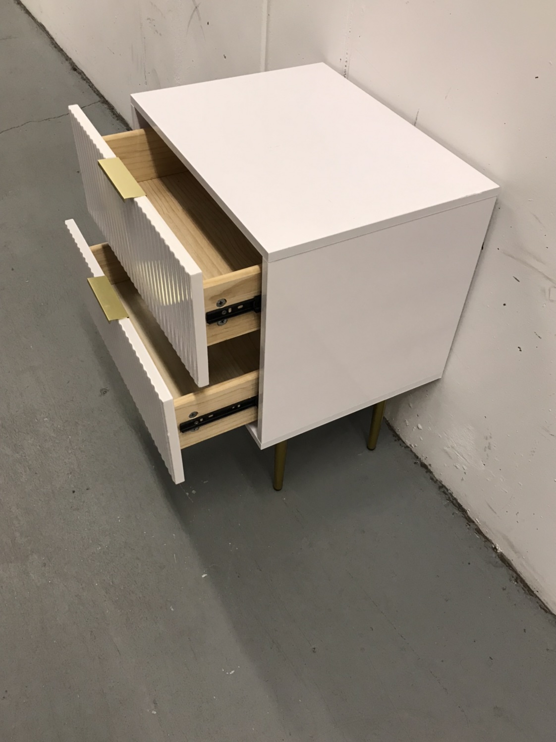 High End Quality Luxury White Nightstand w/2 Drawers Elegant - photo 3