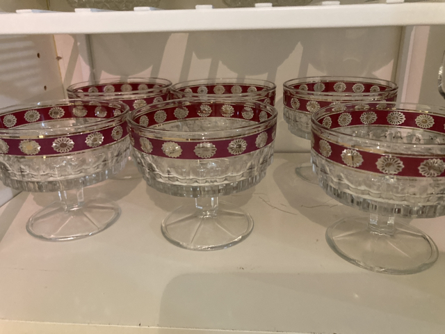 6 dessert glasses thumbnail