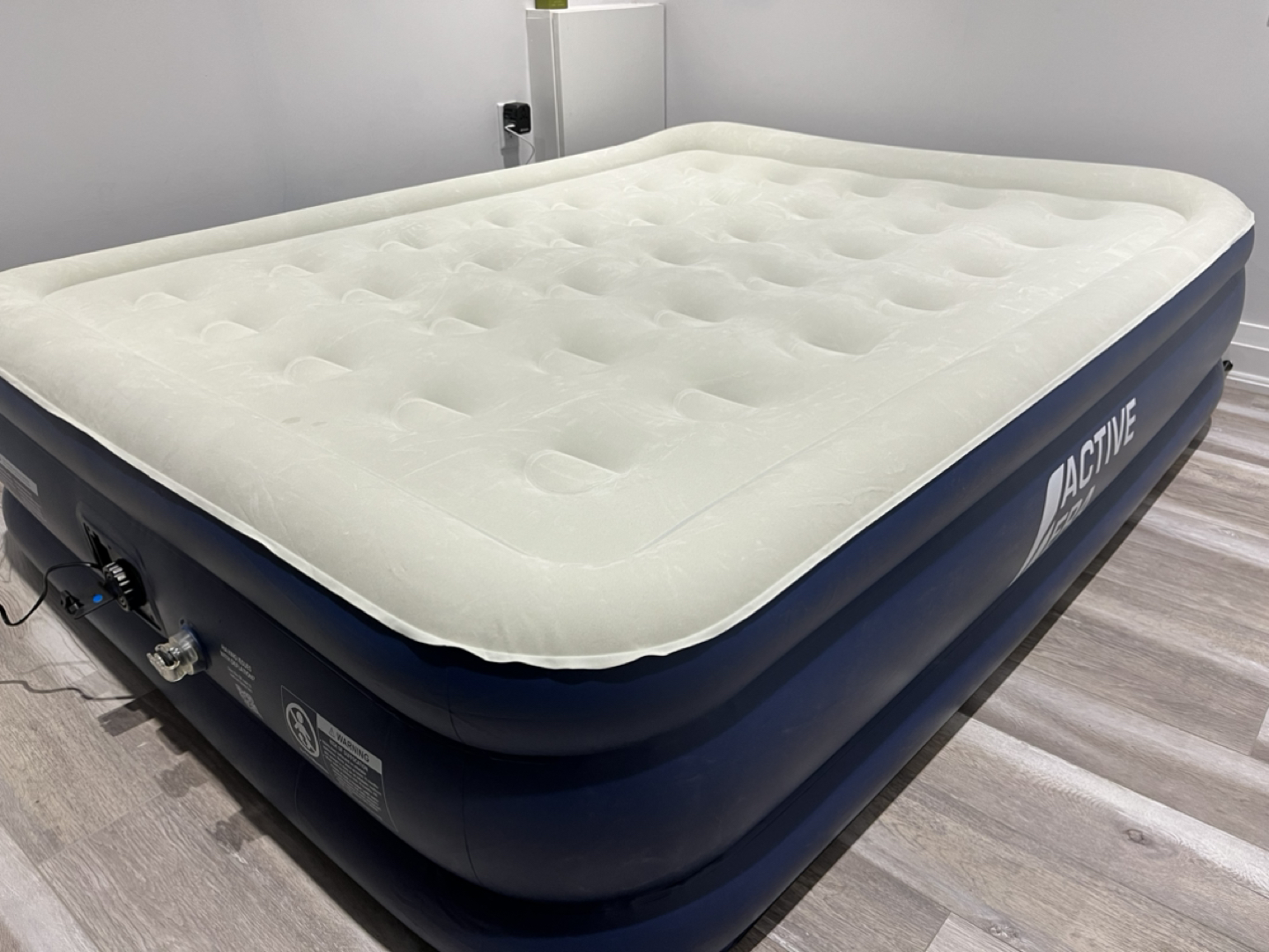 Active Era Premium Inflatable Bed (Queen Size) thumbnail
