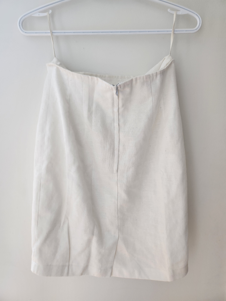 White Pencil Skirt - XS image indicator(2)