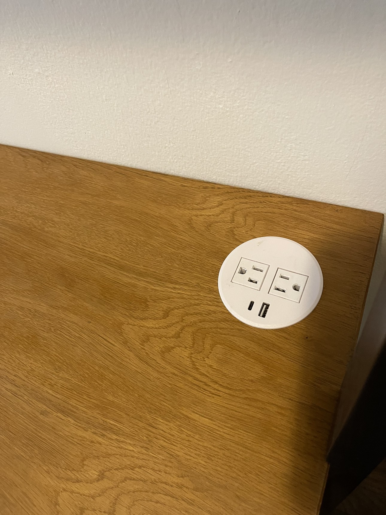Wood Leaning (Ladder) Desk with outlet ports - photo 2