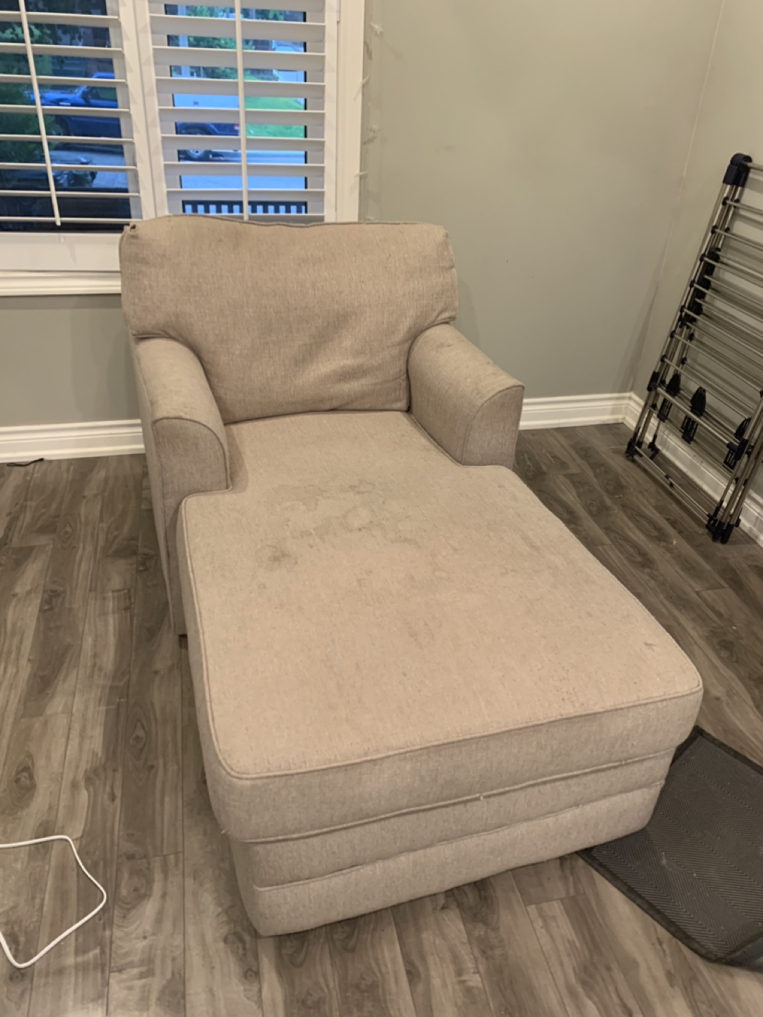 Chair - on curb 58 Bellhaven rd image indicator(2)