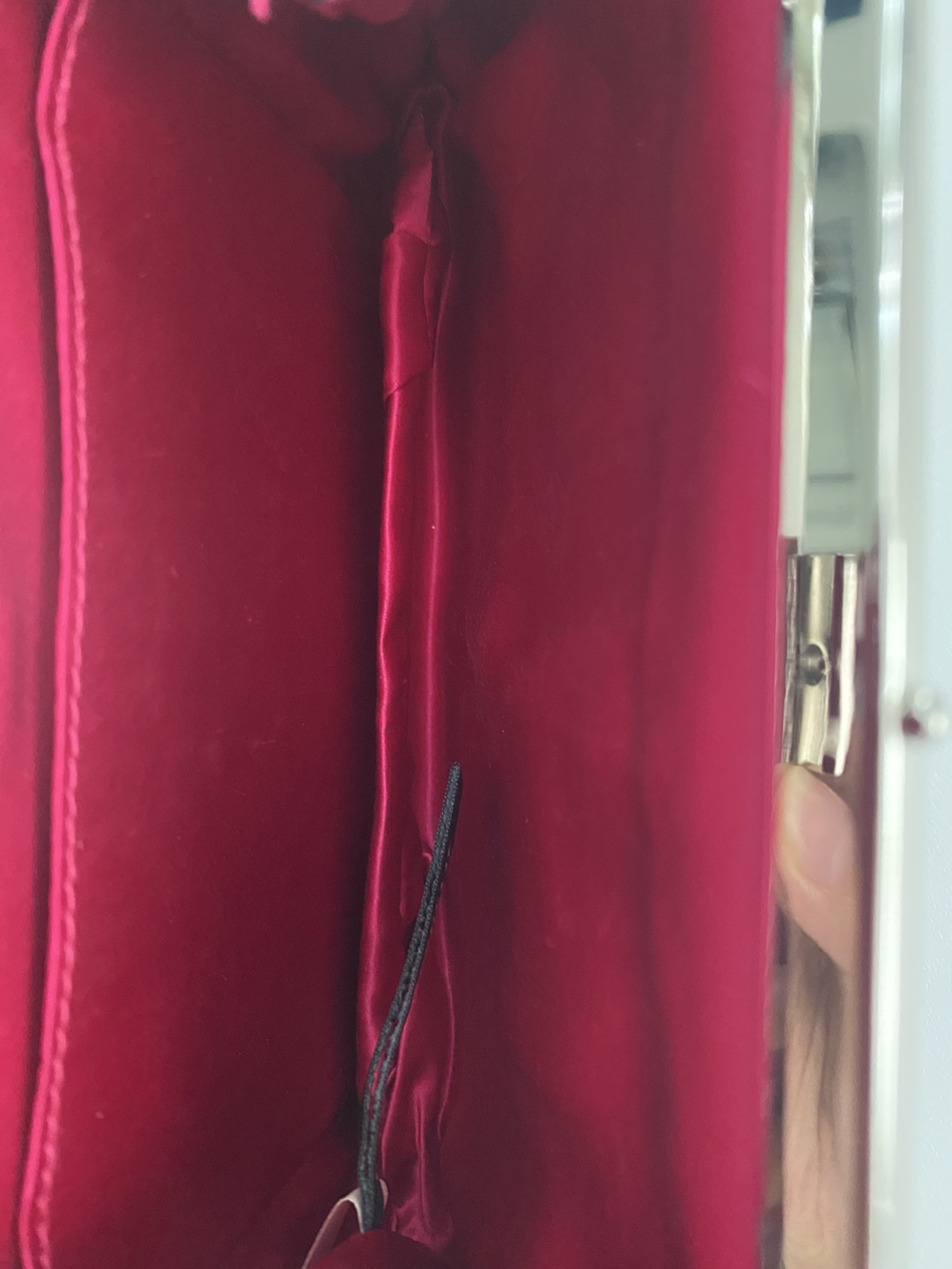 Black Silk Clutch image indicator(3)