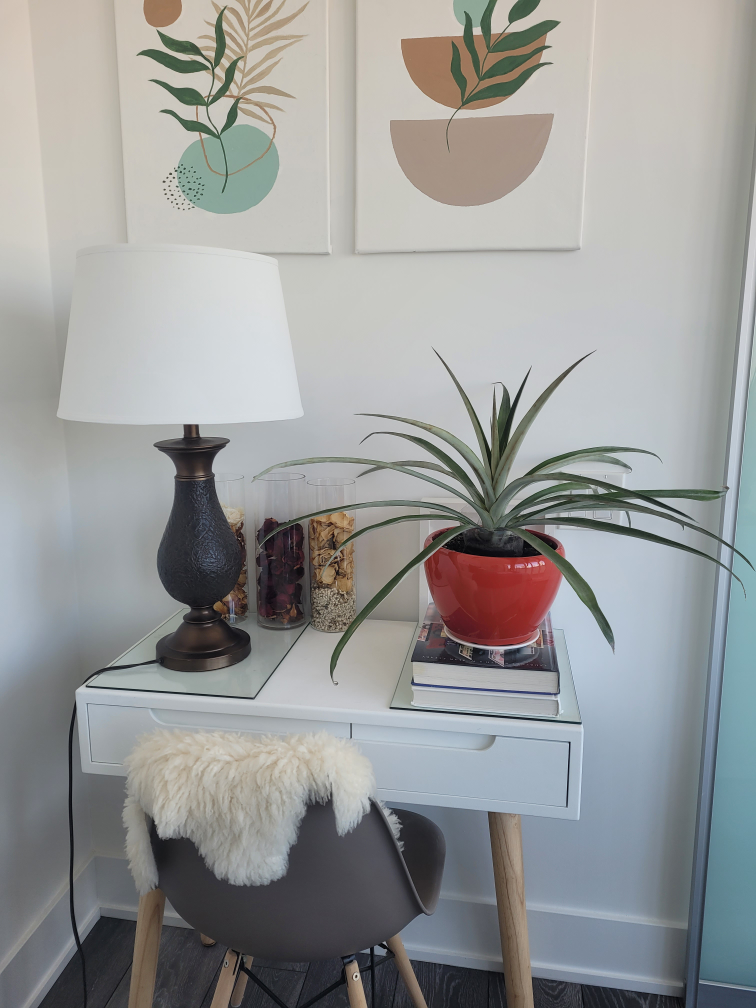 cute vanity table image indicator(4)